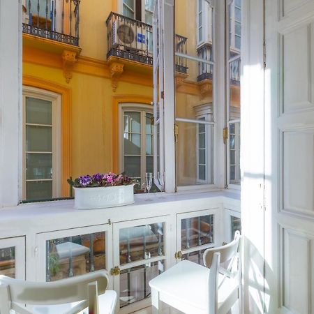 Puerta De Larios: Central Three-Bedroom Apartment With Balconies And Patio Malaga Luaran gambar