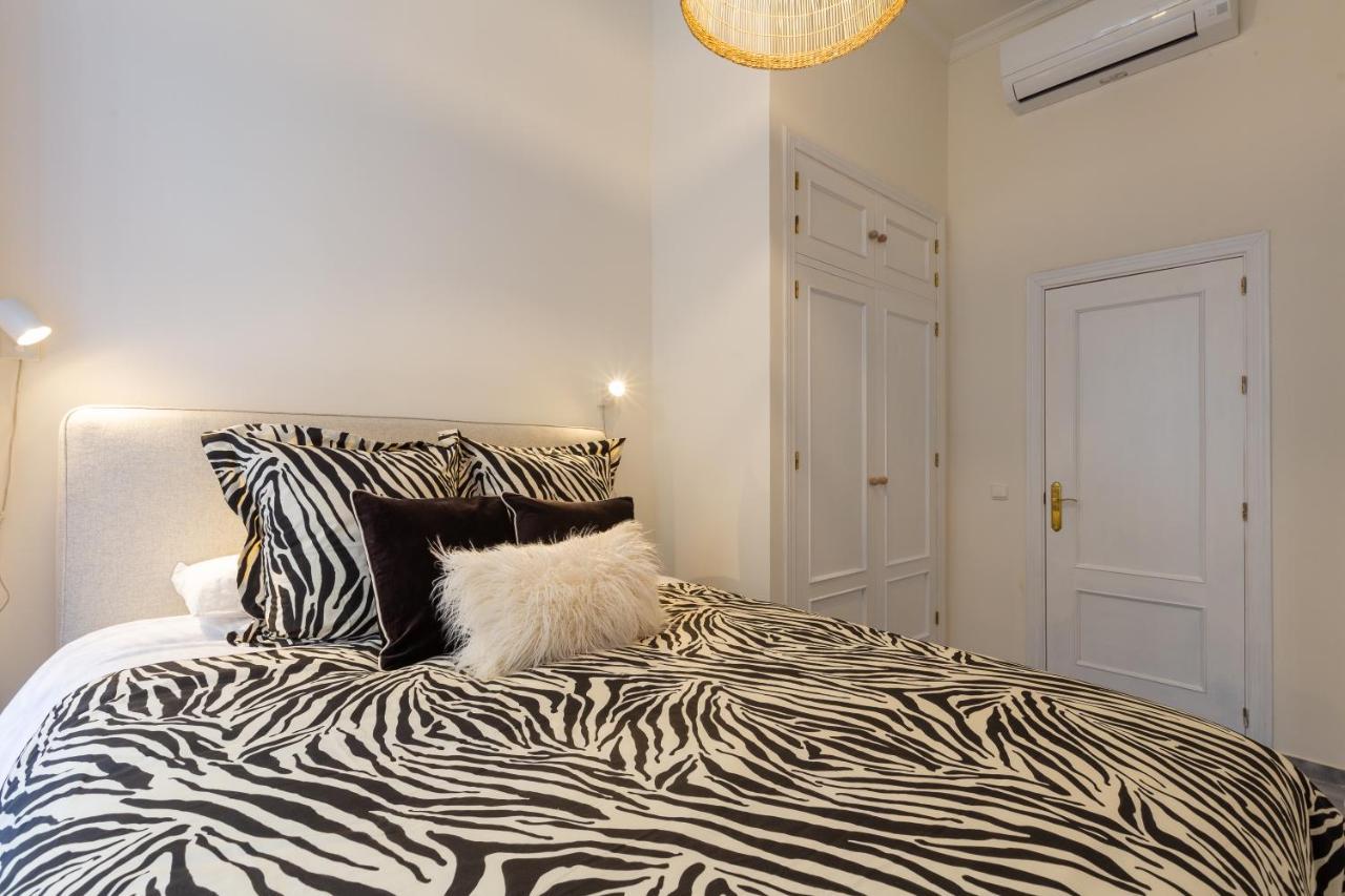 Puerta De Larios: Central Three-Bedroom Apartment With Balconies And Patio Malaga Luaran gambar
